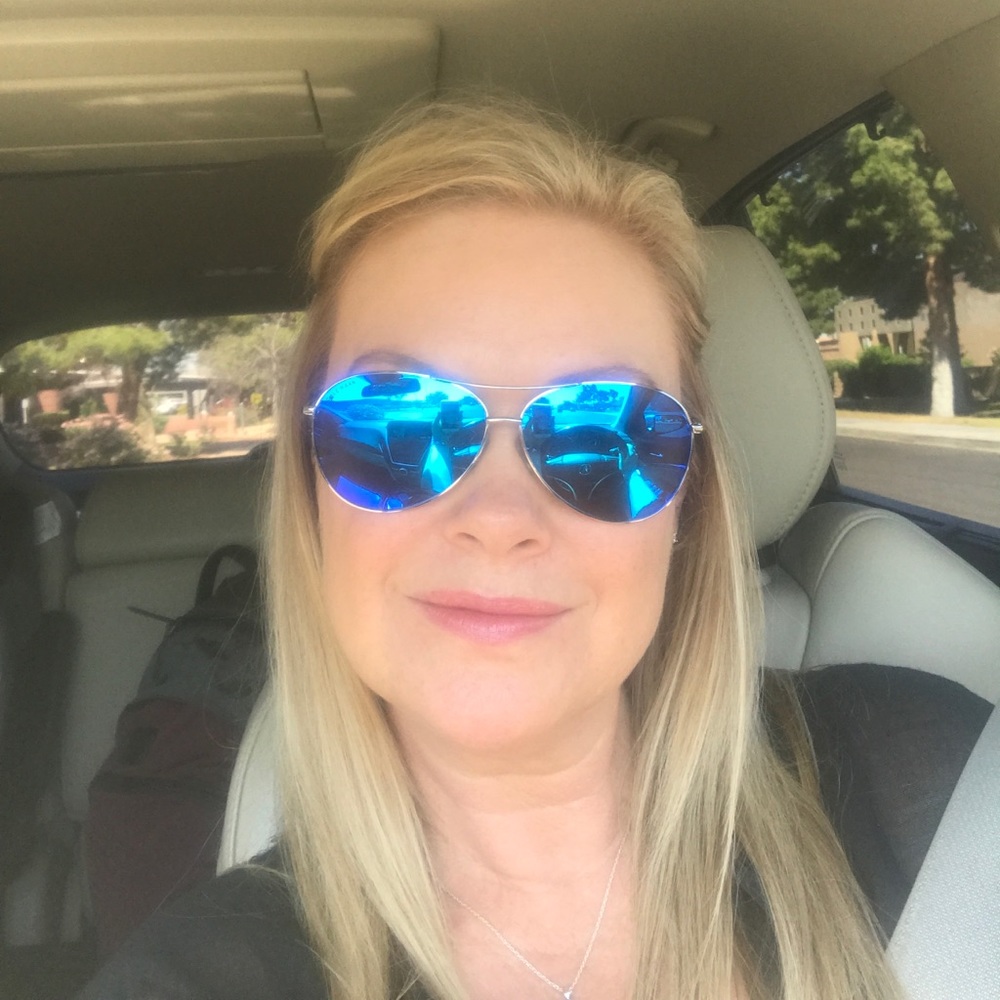 Meet your Posher, Gita